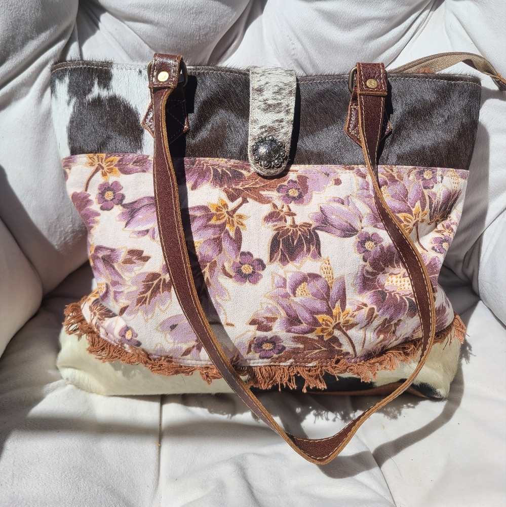 Cowhide Myra Shoulder bag